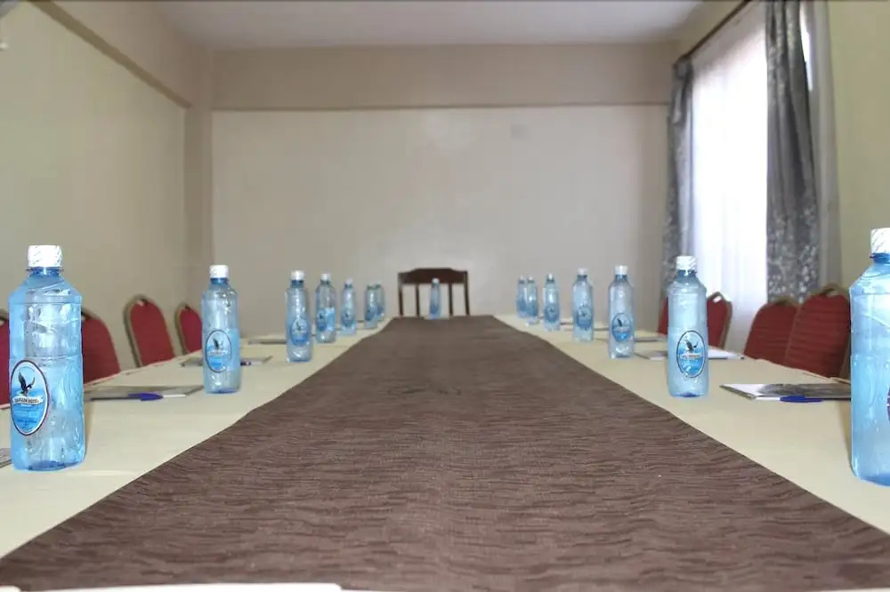 Shalom Hotel