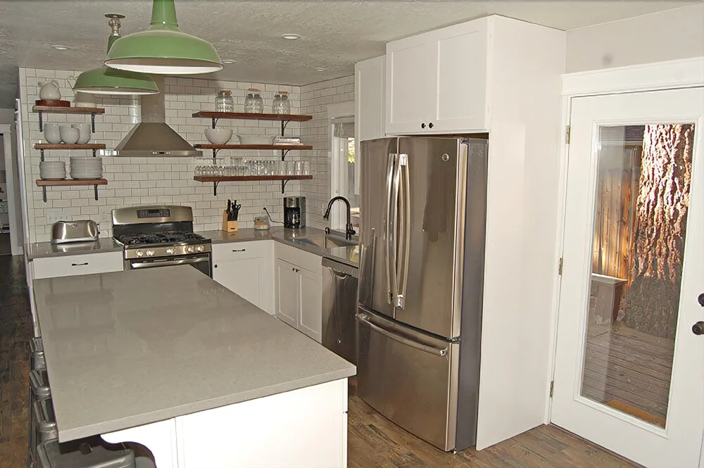 885 Sonoma Avenue by RedAwning