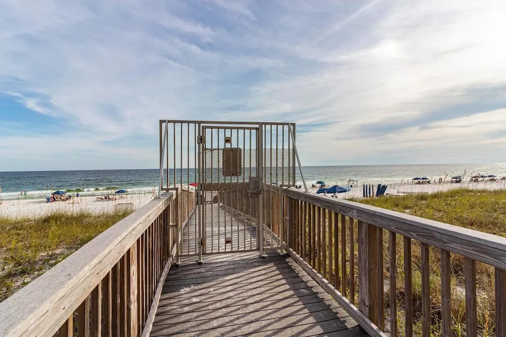 Navarre Towers 805