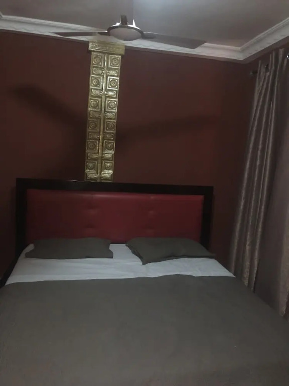 Riklyn Hotel