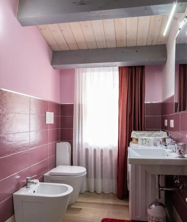 Il Sopracciglio Suites - Red Suite