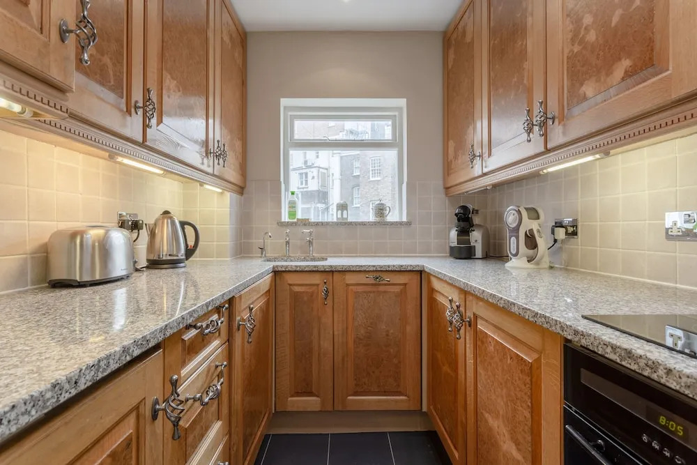 Luxury 2 Bedroom Property in Belgravia