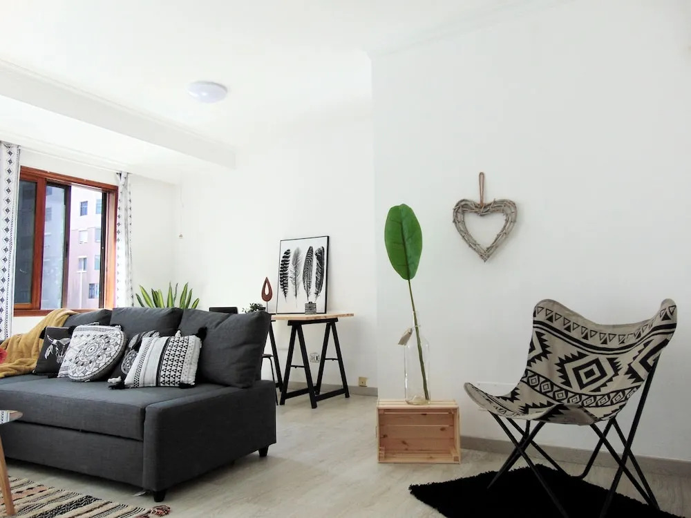 Las Canteras Flat VI by Canary365