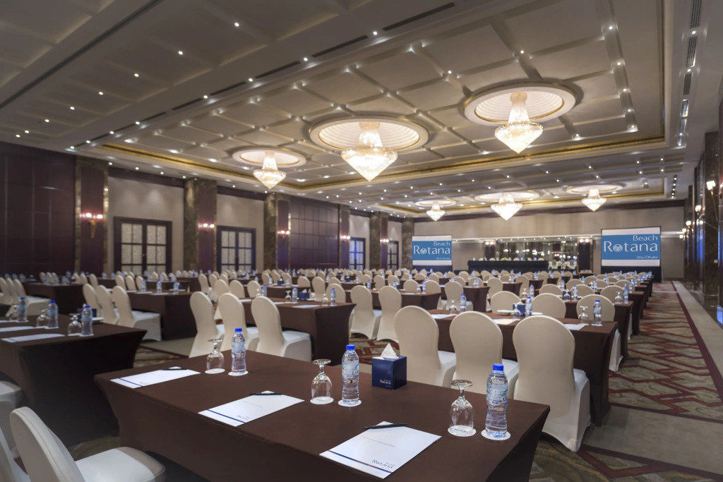 Beach Rotana Residences