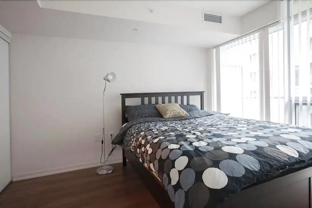 Elite Suites - Queen West offered by Short Term Stays