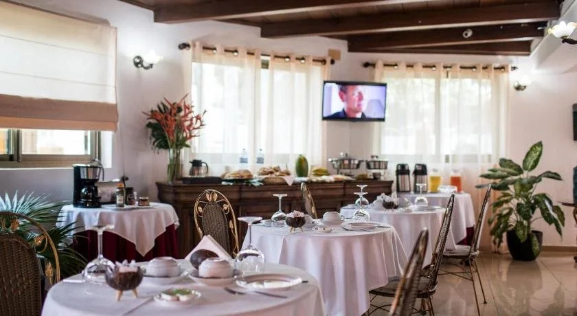Hotel Residencial Luxan