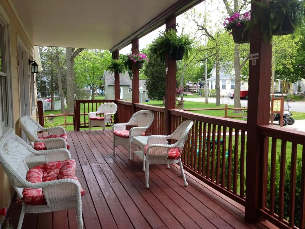Ahoy Inn Guesthouse