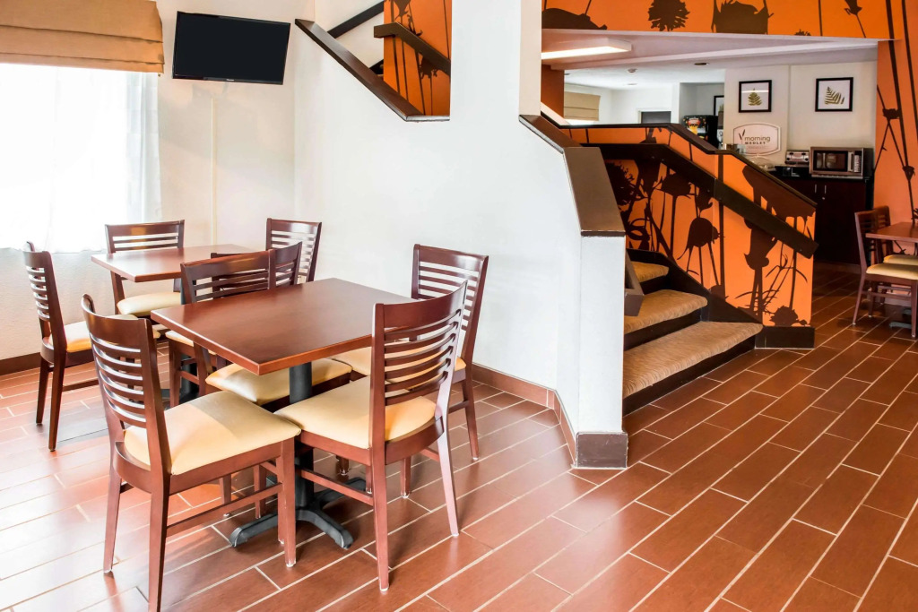 Days Inn & Suites Bridgeport - Clarksburg