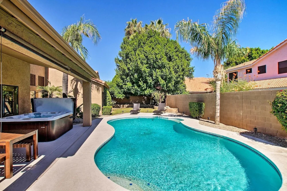 4 Mi to TPC Scottsdale: Family Home w/ Hot Tub!