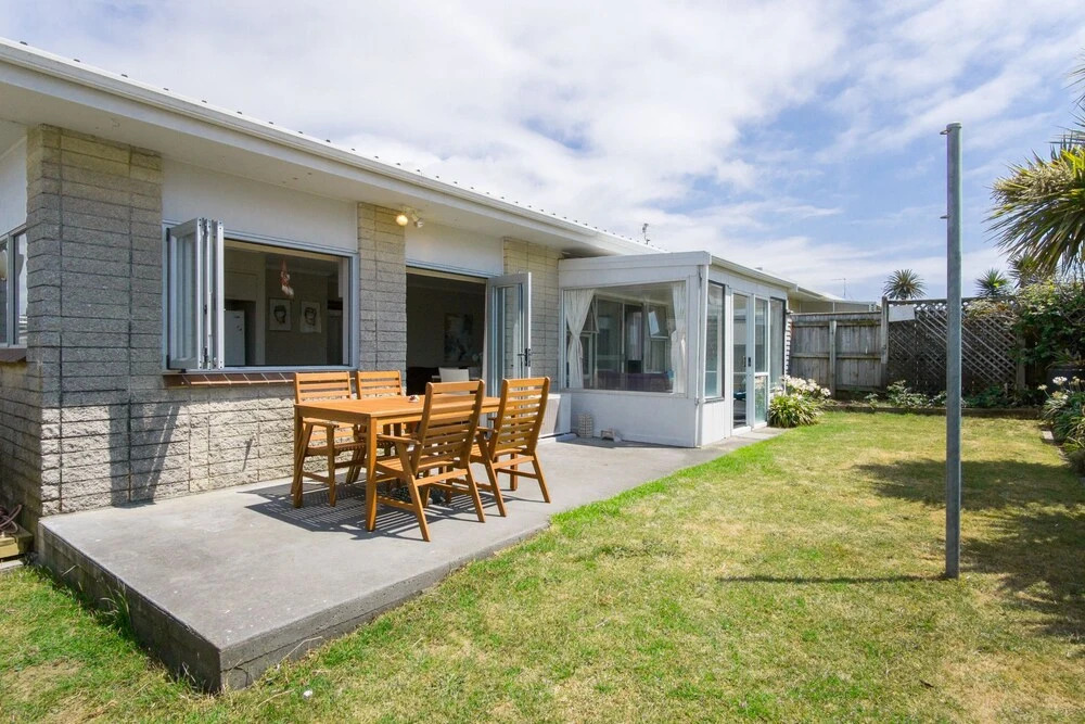 Sea Breeze On Belt - near beach & coastal walk
