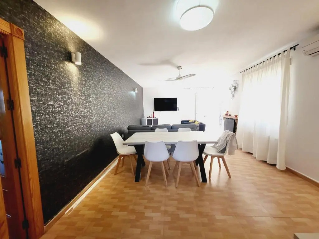 Casa piscina privada 4 dormitorios