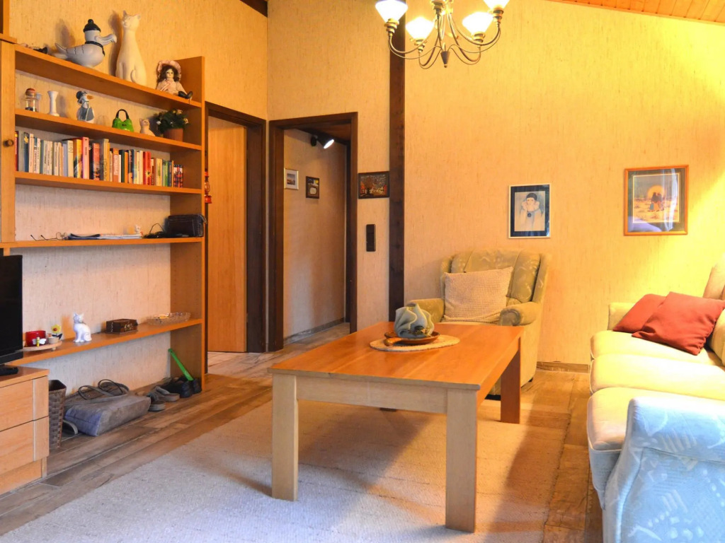 Furnished Bungalow With Peaceful Neighbourhood