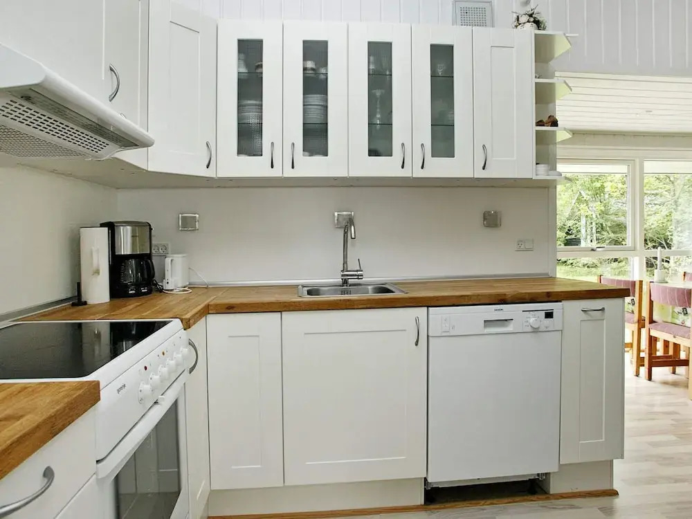 6 Person Holiday Home in Albaek