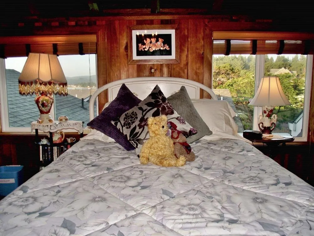 Cliff House Bed & Breakfast
