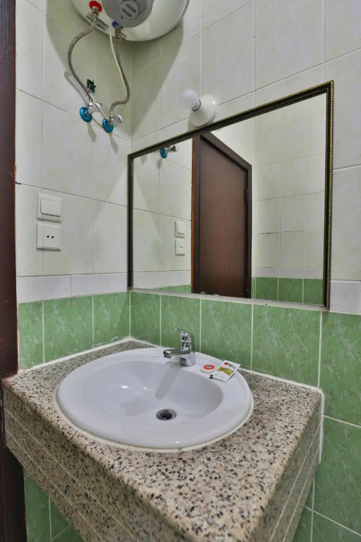 OYO 396 Alam Al Sala Al Kobra Towers