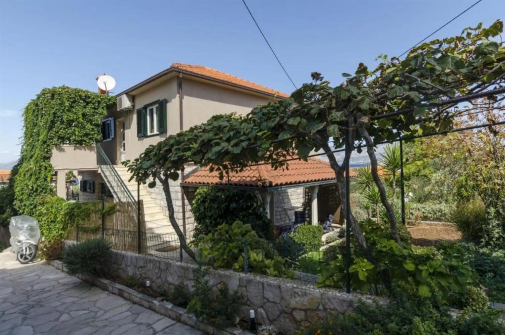 Ita 1 - With Nice Garden - A2 Mariana