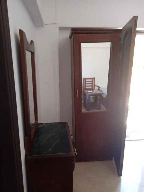 1CH1 studio 2beds ground floor sea view 114 green beach
