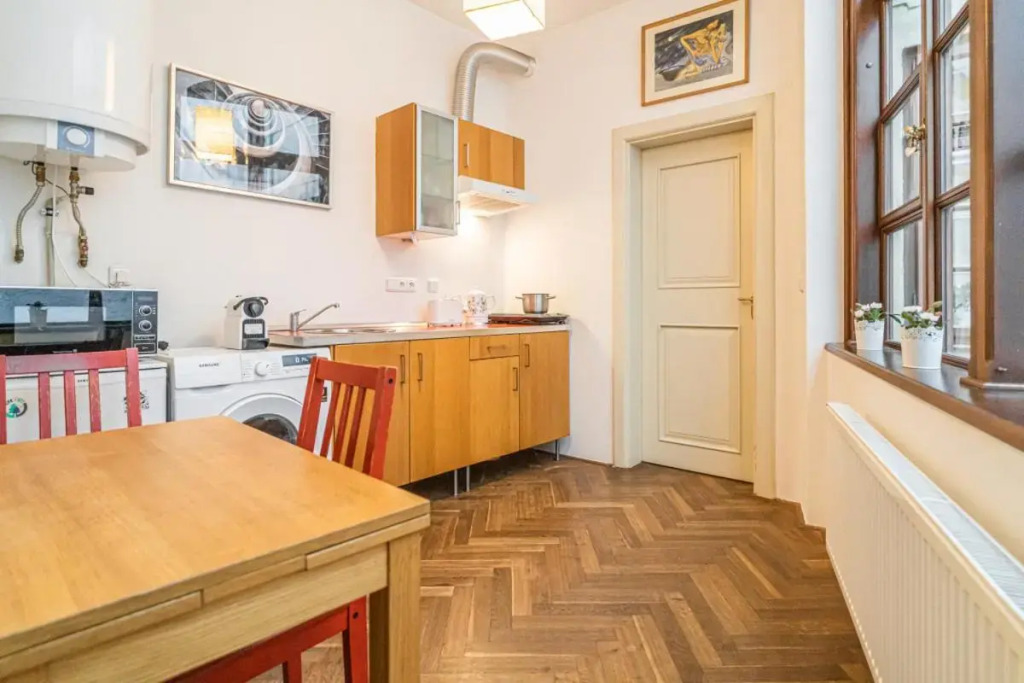 Stylish Studio at Lesser Town, Charles Bridge 3min by walk