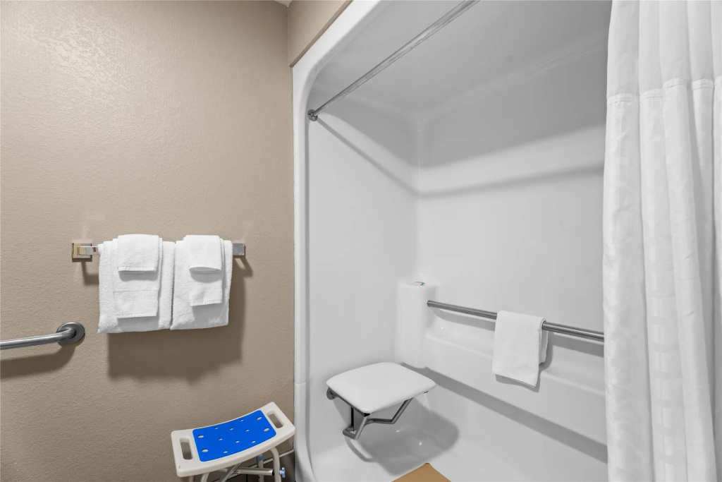 Best Western Courtview Hotel