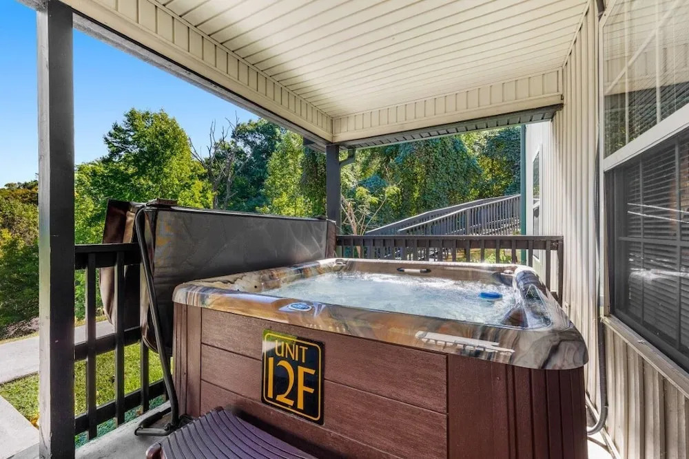 Poplar Point Condo Unit 12F - Three Bedroom Condo