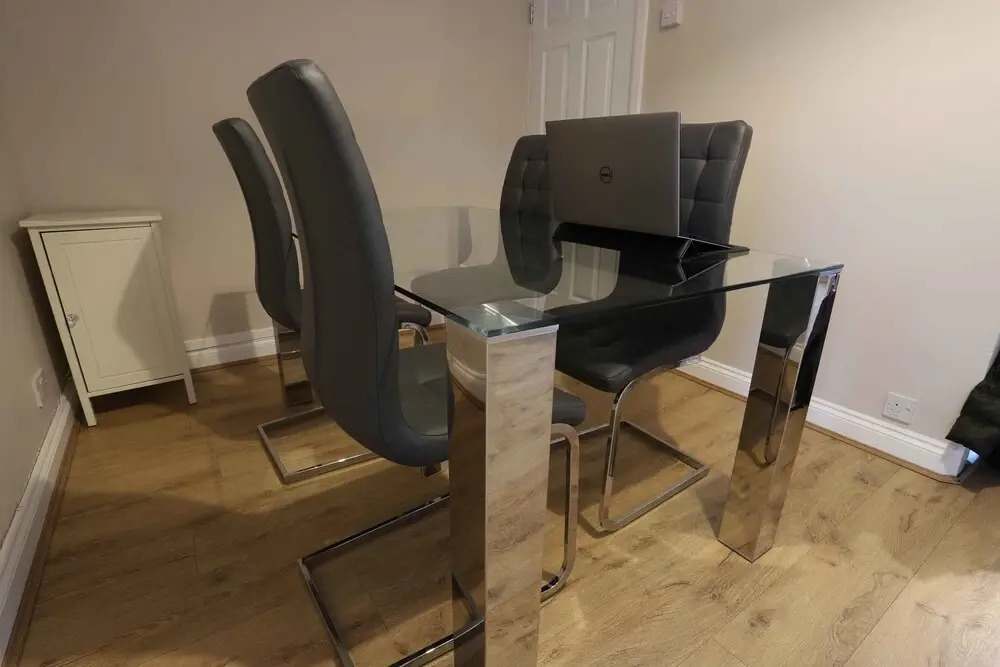 Solihull/NEC/Airport 3 BR Semi-detached House
