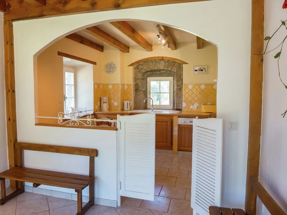 Beautiful Holiday Home in Saugues near Forest