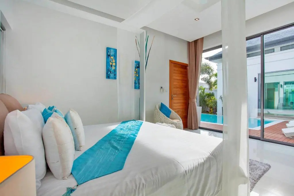 Gorgeous Luxury 3BR Pool Villa Atoosa near Naiharn