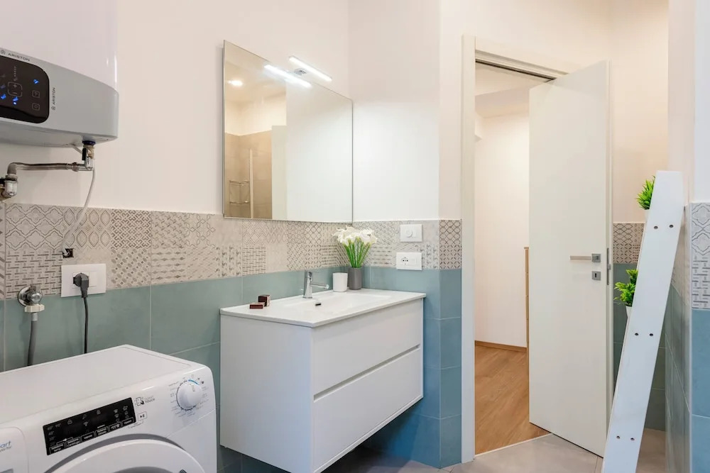 Central Apartment In Genova