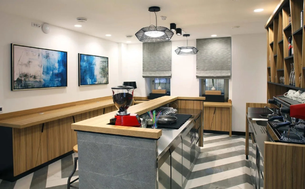 Urban Boutique Hotel Center