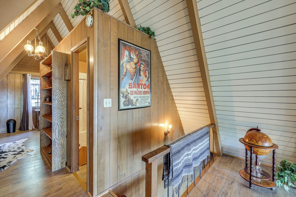 Running Springs Retreat: Ski, Hike & Relax