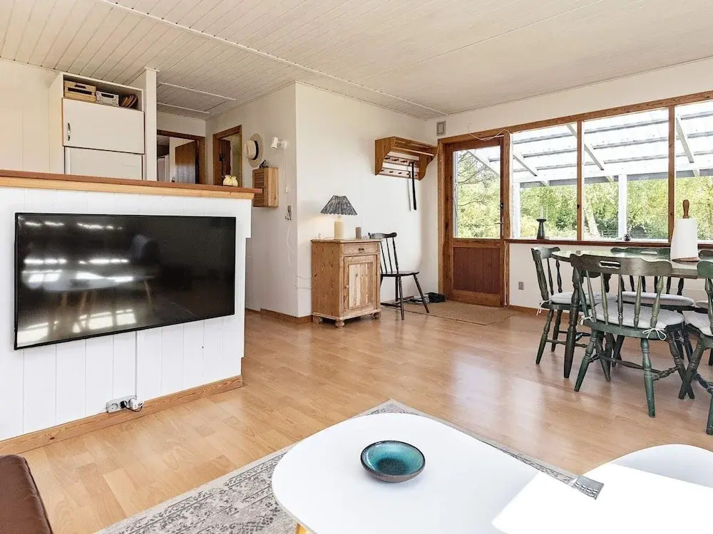 6 Person Holiday Home in Hojslev
