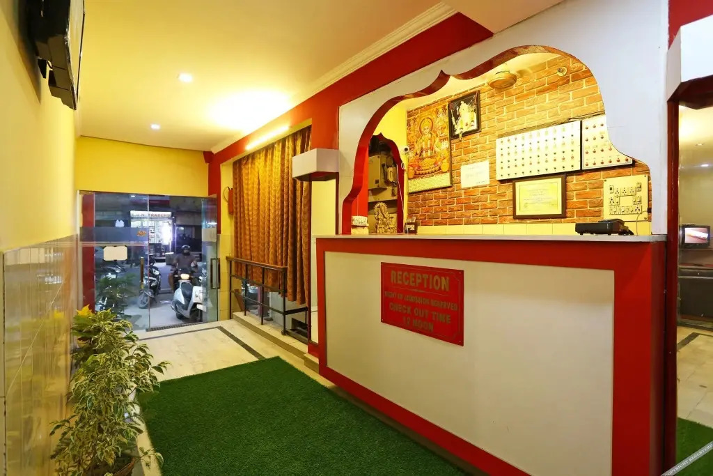 Hotel Classic by OYO Rooms