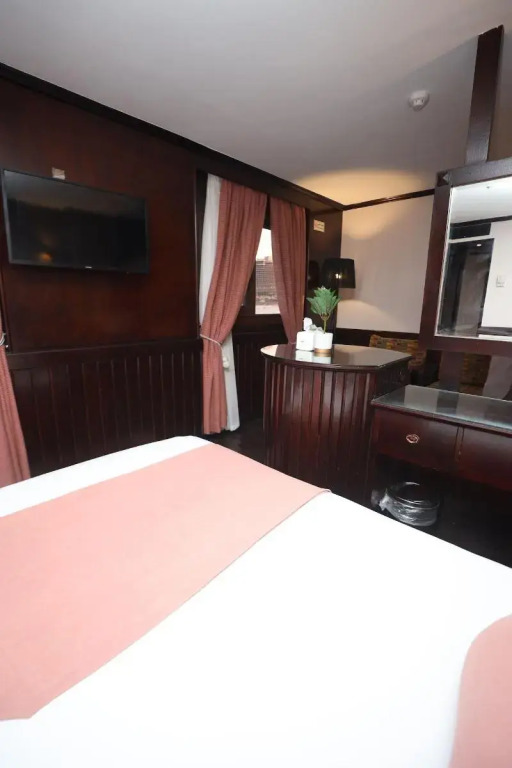 YOU Nile View Hotel