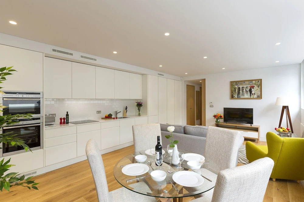 Holborn by Viridian Apartments