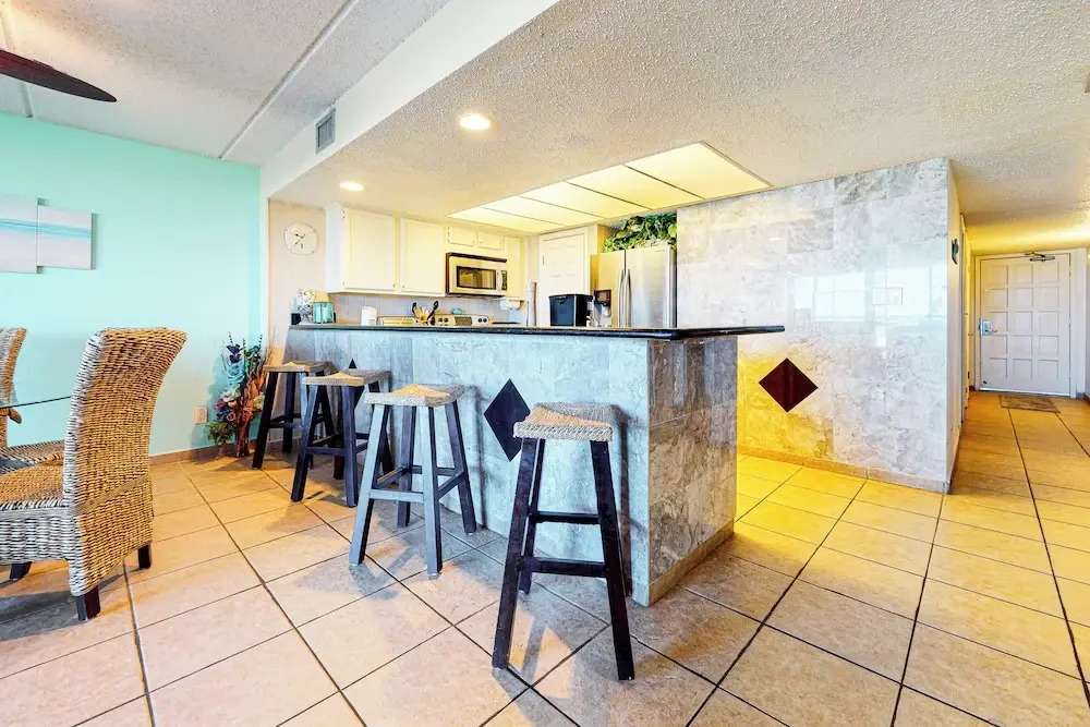 Gulf View, Gourmet Kitchen: Suntide III - Unit 203
