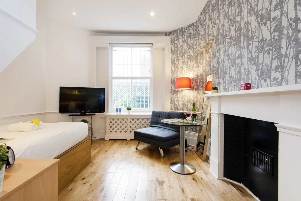Collingham Place Apartments
