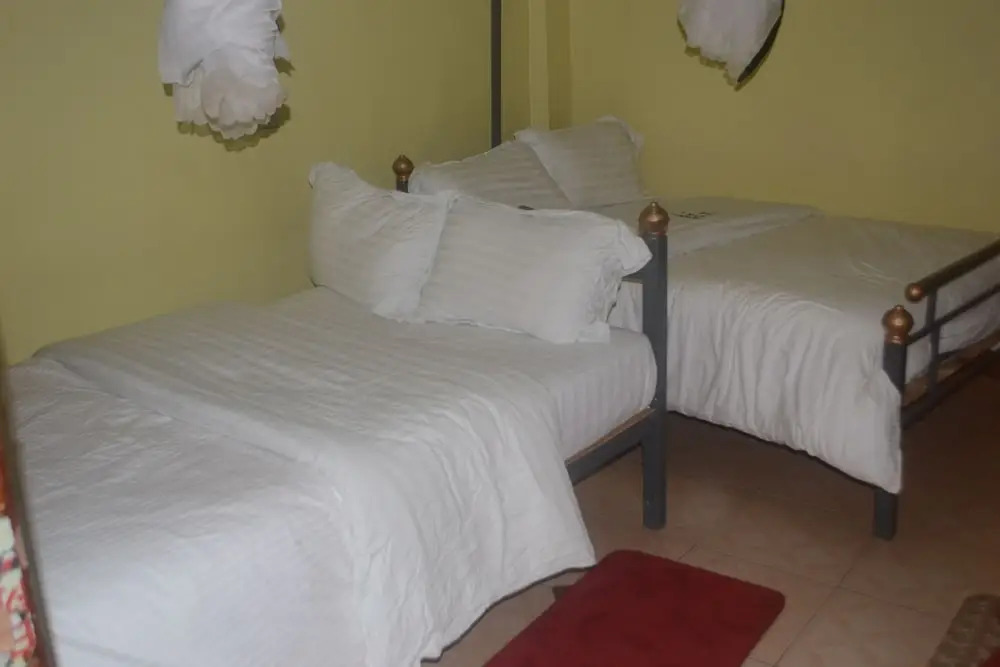 Olorropil Hotel
