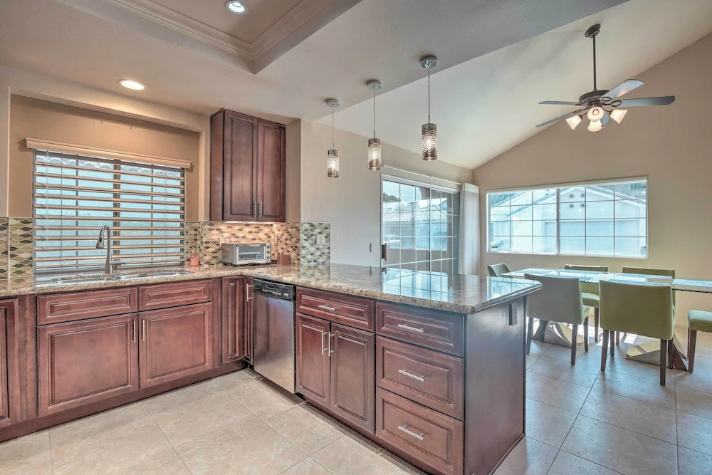 Palm Desert Retreat w/ Private Pool, Near Golf!