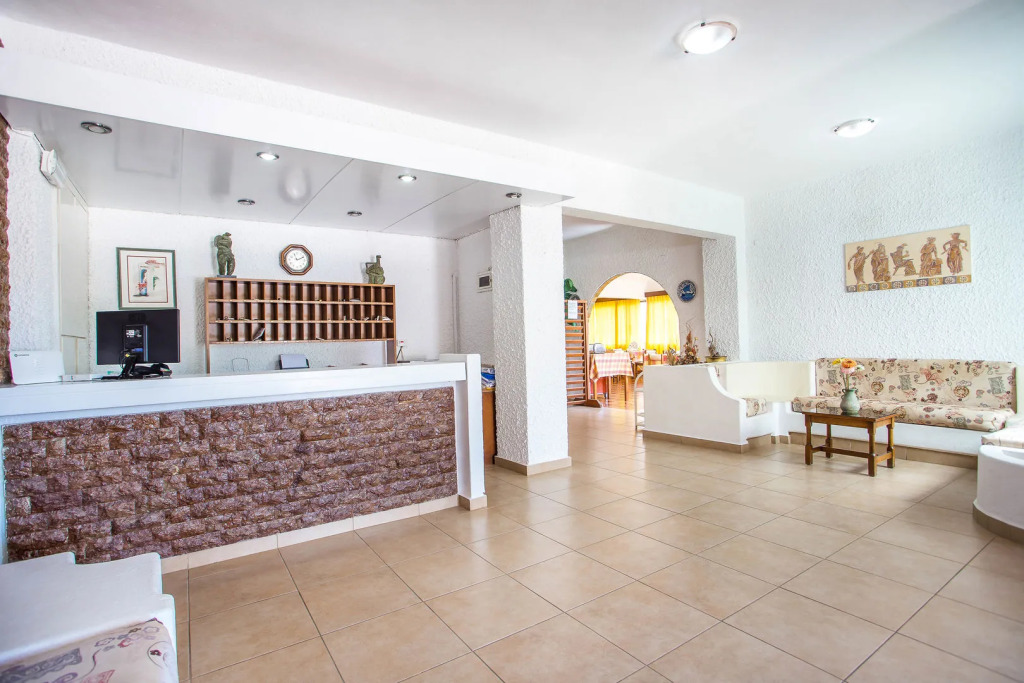 Muses Hotel