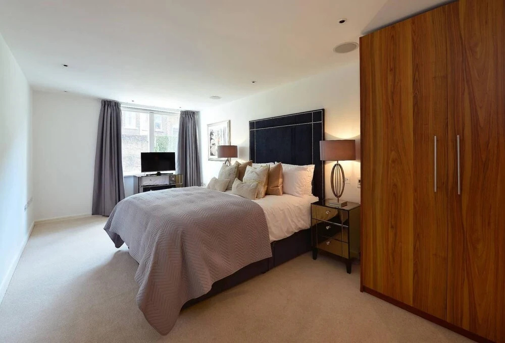 Modern 2 Bed Flat in the Heart of Kensington
