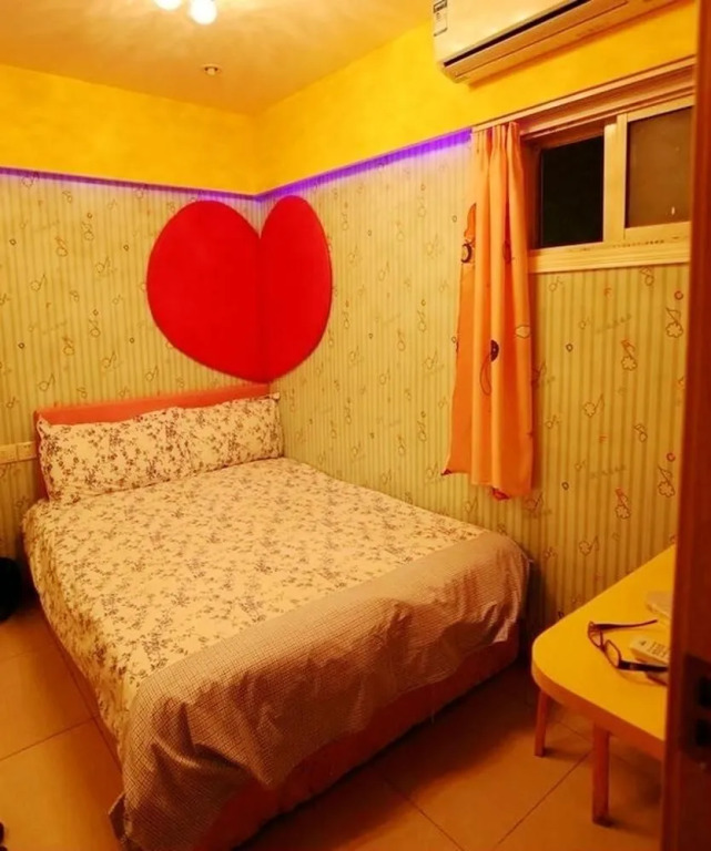 Shanghai Xinyuan Theme Hotel