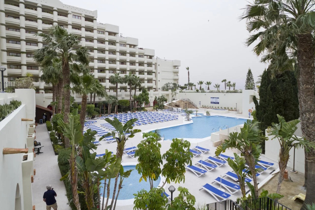 Отель Ibersol Almuñecar Beach & Spa