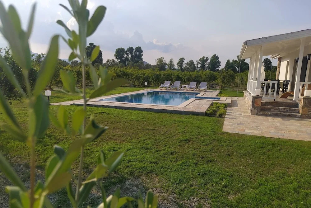 Villa in a Pomagranate Orchard