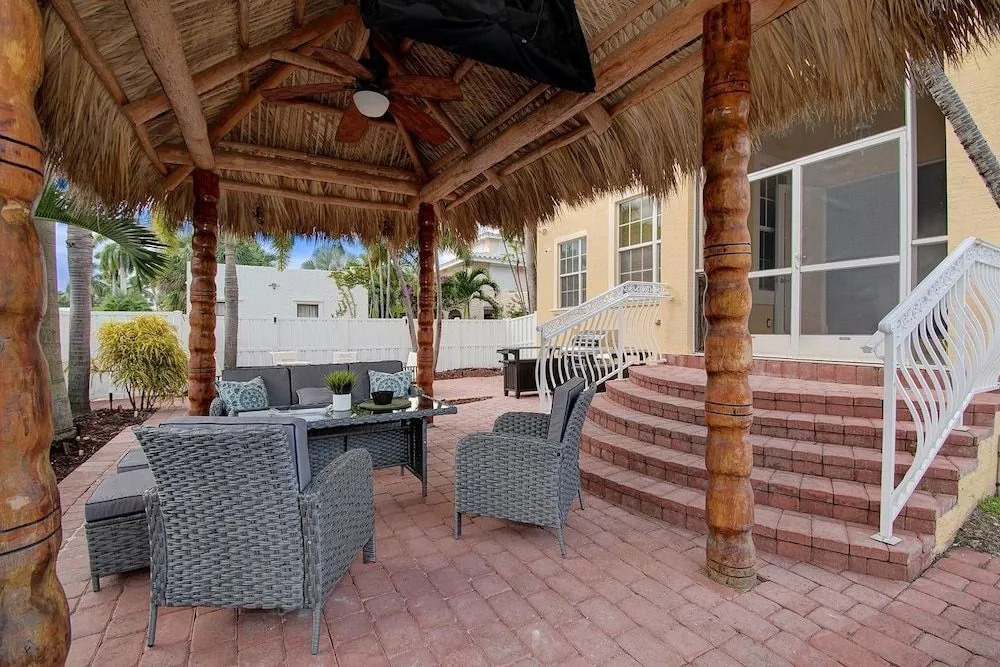 Walk to Beach Spacious Estate with Hot Tub & Game Room