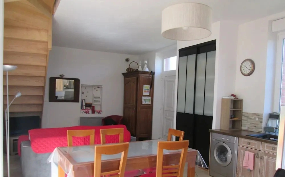Modern holiday home in Crux-La-Ville with terrace