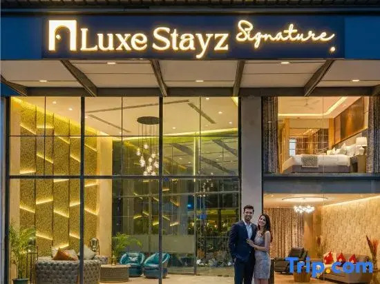 Luxe Stayz Signature