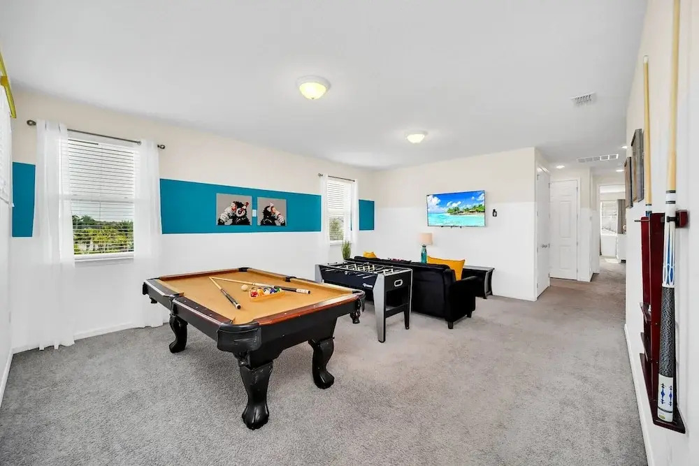 Stunning Villa With Themed Room's and Game Room, Right Across From the Club House #7sl9003
