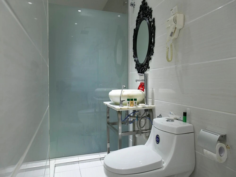 OYO Rooms Fahrenheit Mall