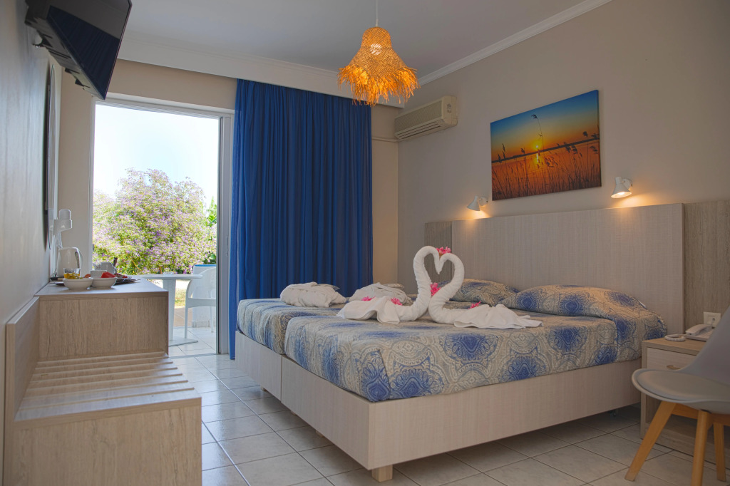 Hotel Tigakis Star