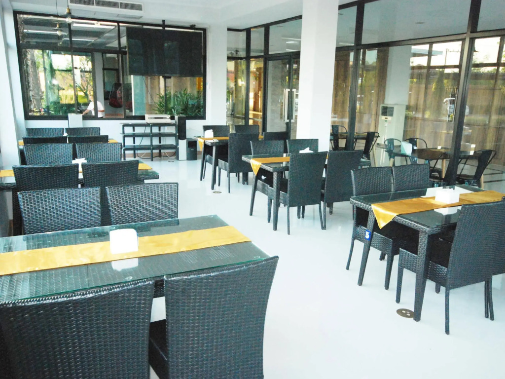 Ray Hotel Buriram